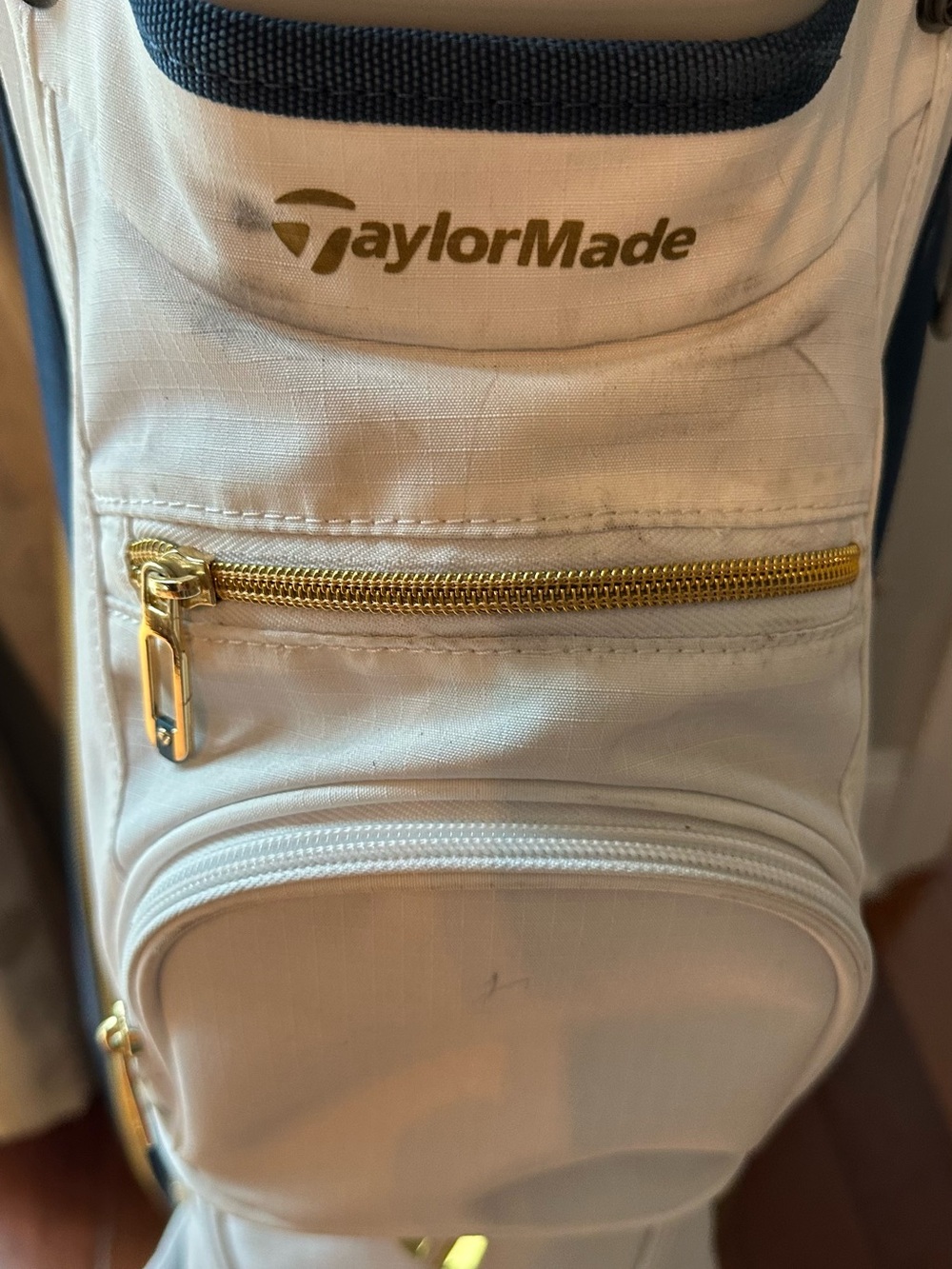 Taylormade Kalea Gold Golf Cart Bag Like New - Picture 6 of 7